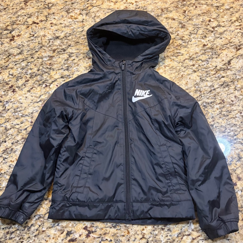 Nike Boys Black Windrunner Fleece Lined Hooded Jacket 4T‎ Windbreaker